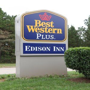 Best Western Plus Edison Hotel 3*