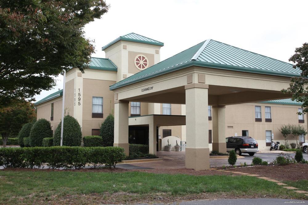 Hotel Best Western Plus Edison 3*